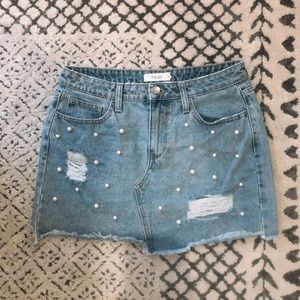 Pear accented denim skirt